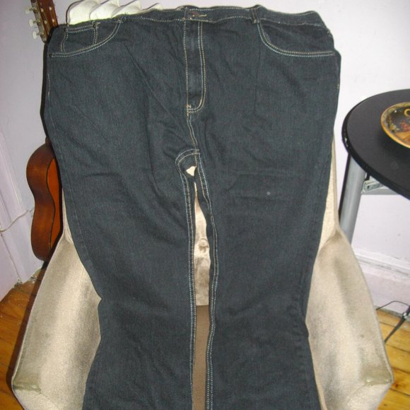 Roadblock Jeans - Picture 3 of 4